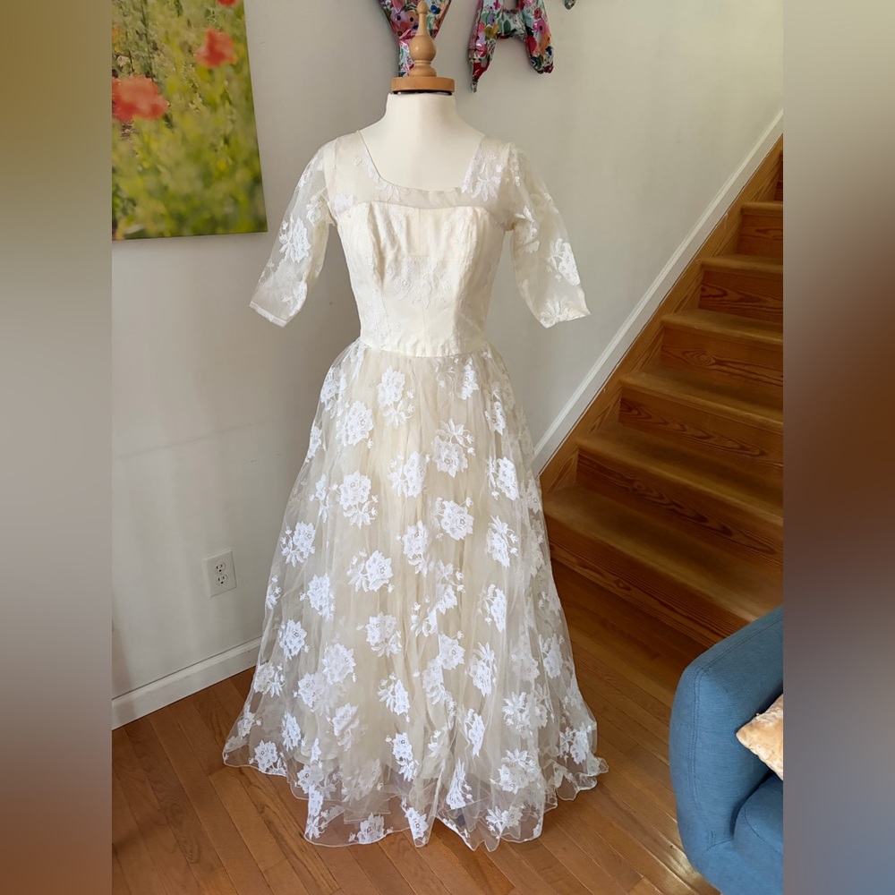 1950’s True Vintage ivory Handmade Wedding gown dress handmade lace - Picture 10 of 13